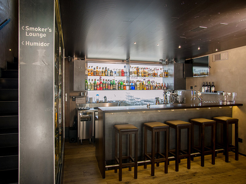 Lunaris Bar